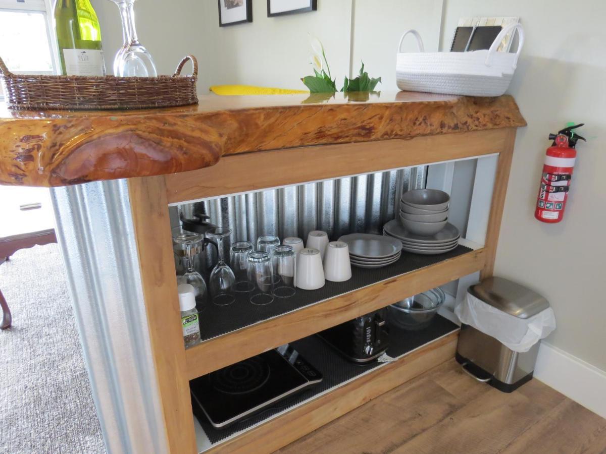 Crown Ridge Miners Cottage Karangahake Экстерьер фото